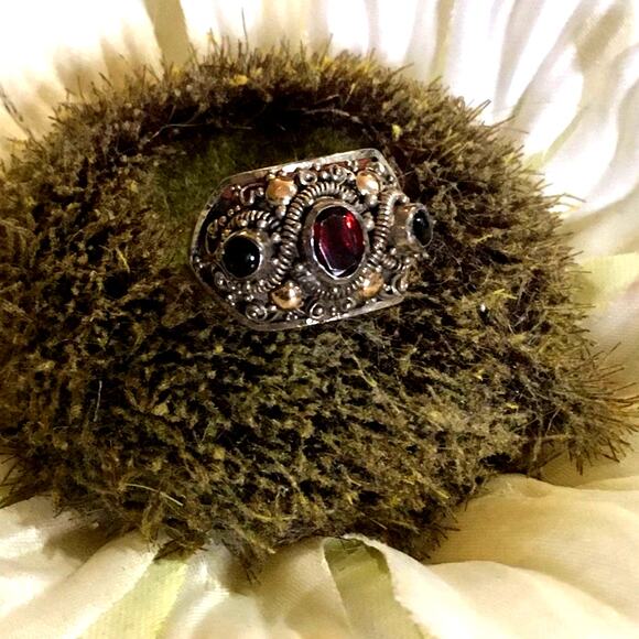 Vintage Sterling Silver Garnet Ring, Gothic Boho Ornate 925 Statement – Size 8.5
